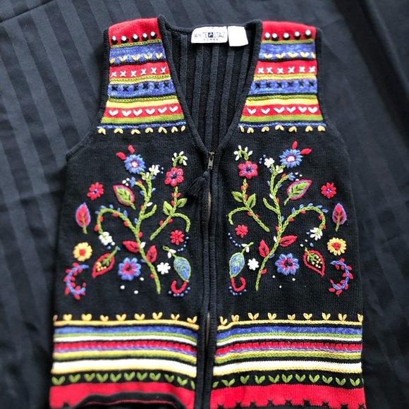 Vtg White Stag Embroidered Floral Vest - Picture 9 of 16